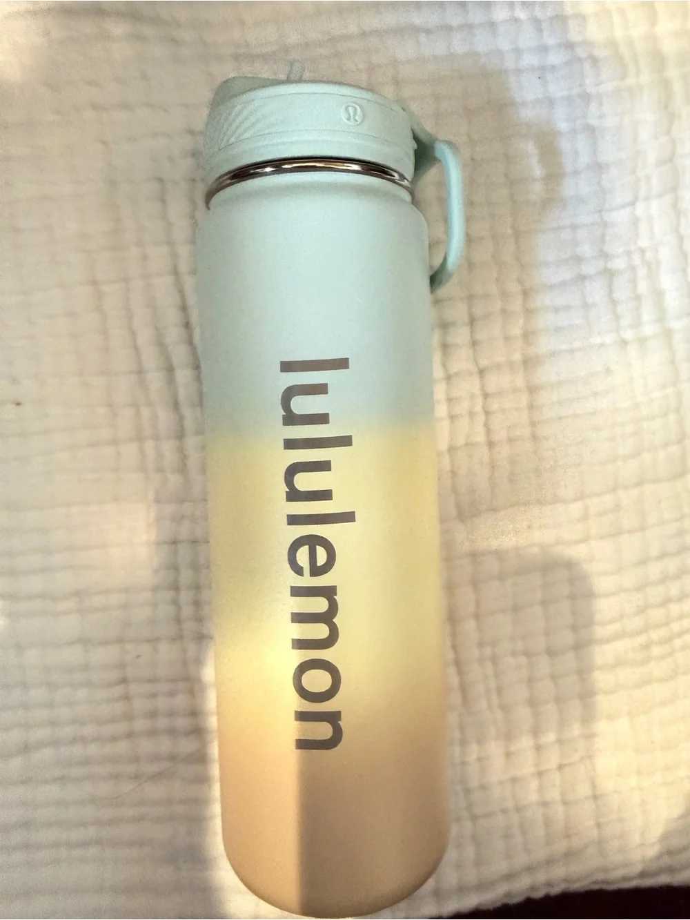 Lululemon Back to Life Sport Bottle 24oz Straw Lid Ombre NWT